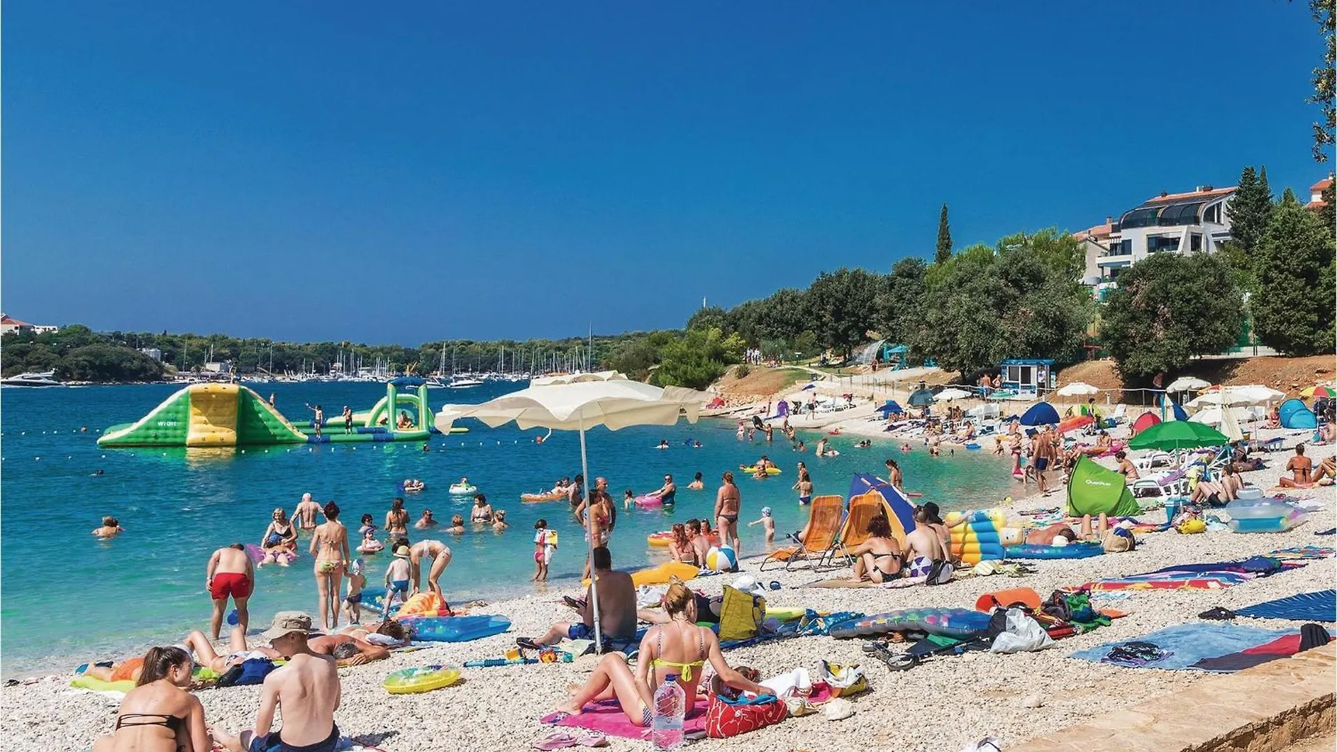 8 Bedroom Lovely Home In Pula Croatia